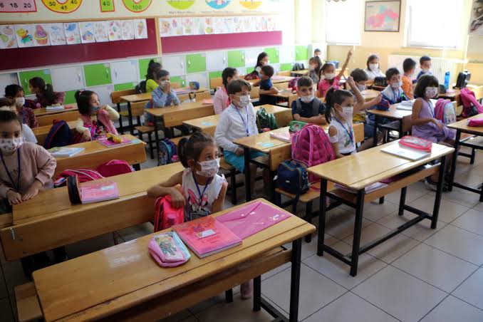 Türkiye genelinde tüm okullar tatil edildi